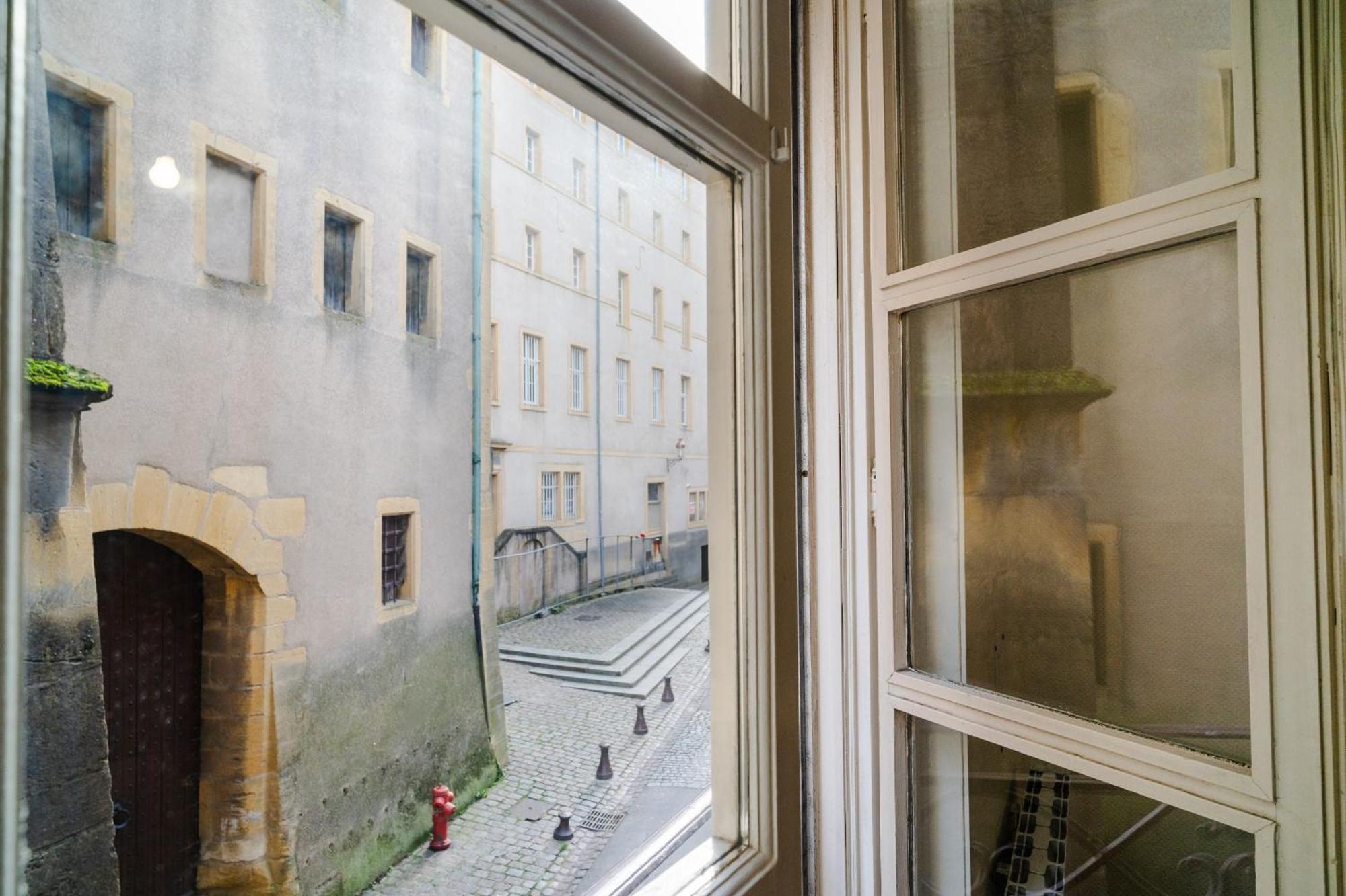 Le Chevremont, Centre Cathedrale I Wifi I Confort & Cosy Appartement *